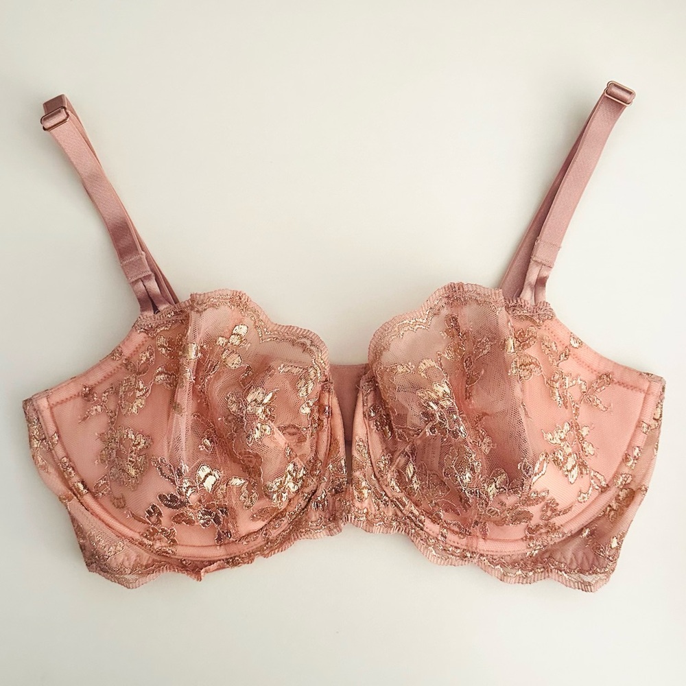 Victoria's Secret Rose Gold Lace Bra
